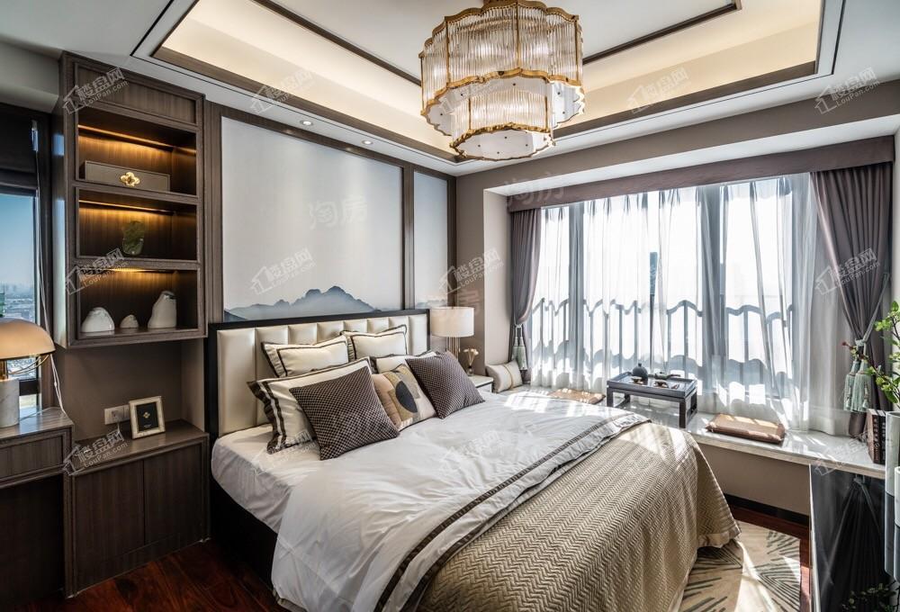 怡翠尊堤样板间