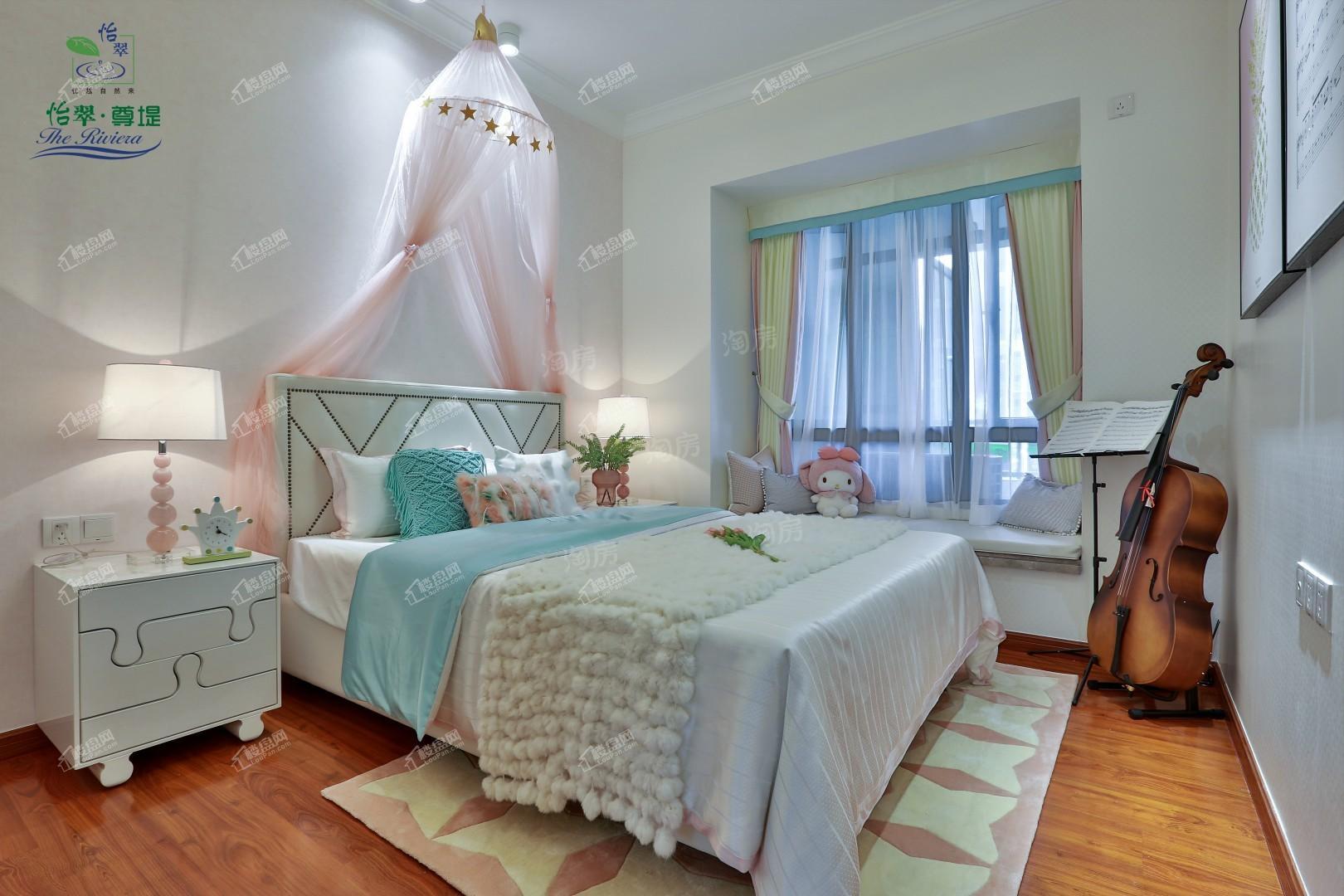 怡翠尊堤样板间