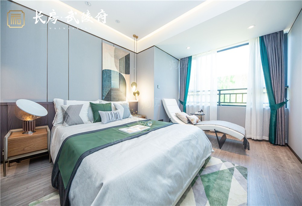 长房武陵府房源建面约96㎡-132㎡，毛坯交付