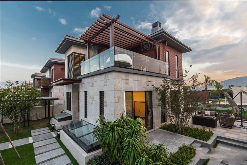 亚龙湾龙溪悦墅