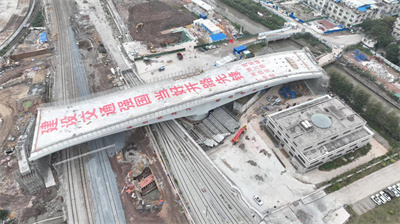 施工节点顺利完成！广州白云站综合交通枢纽进度有了更新！