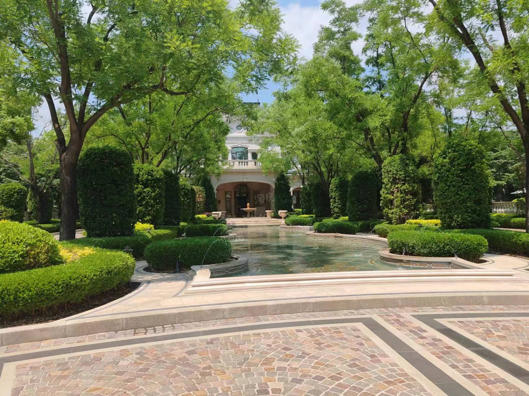 百强城市高端人居典范：北京庄园的奢华生活