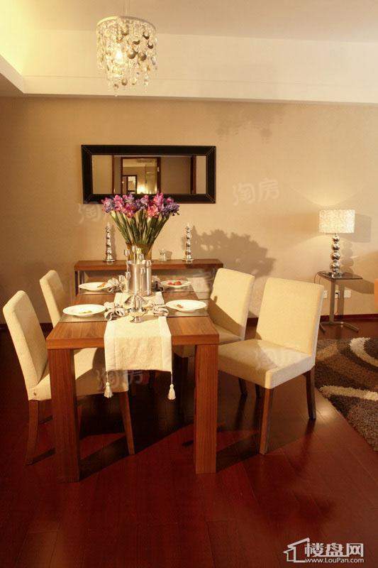 皇冠国际公寓样板间