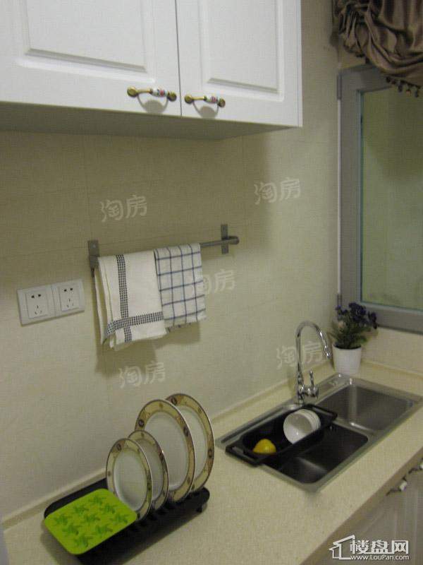 日月光解放碑1号样板间