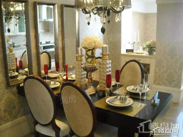 龙泽馨园样板间