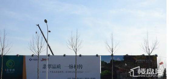 中房翡翠郡实景图