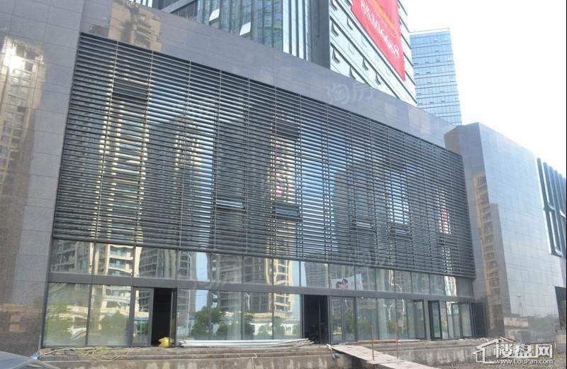 越发紫金广场实景图