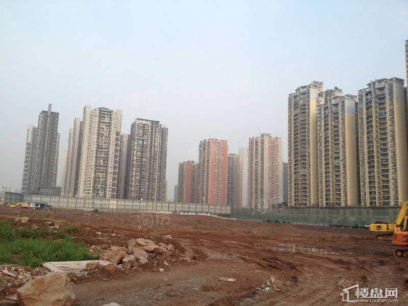 两江春城实景图