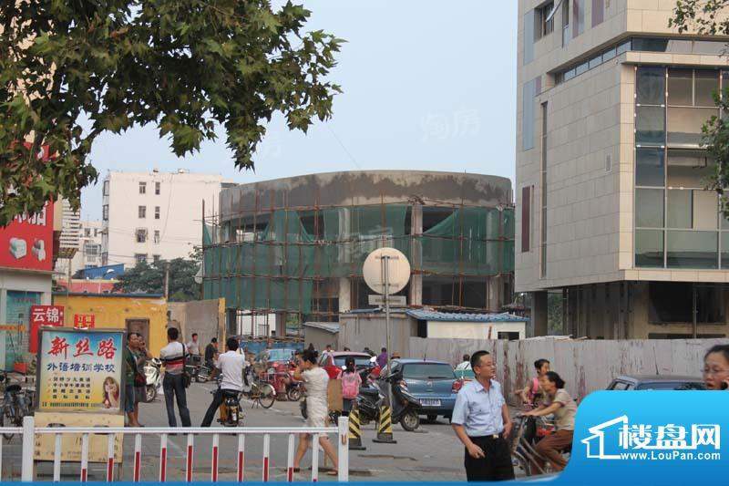 龙商荣域配套图