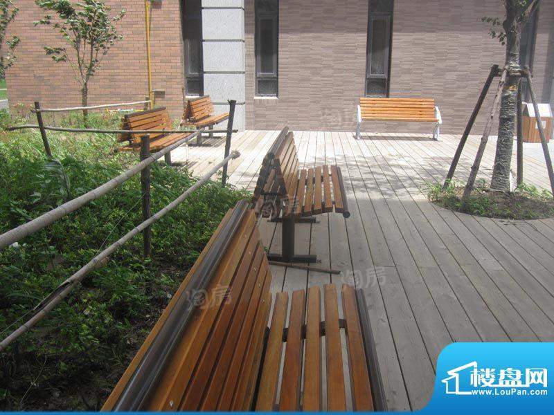 港城滴水湖馨苑配套图