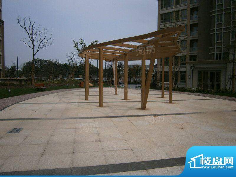 日月光伯爵天地配套图