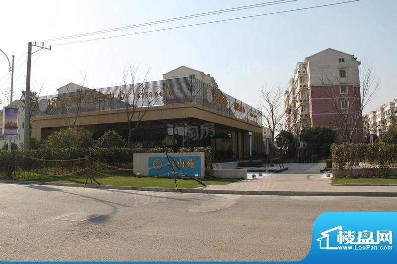 领秀冠南苑配套图