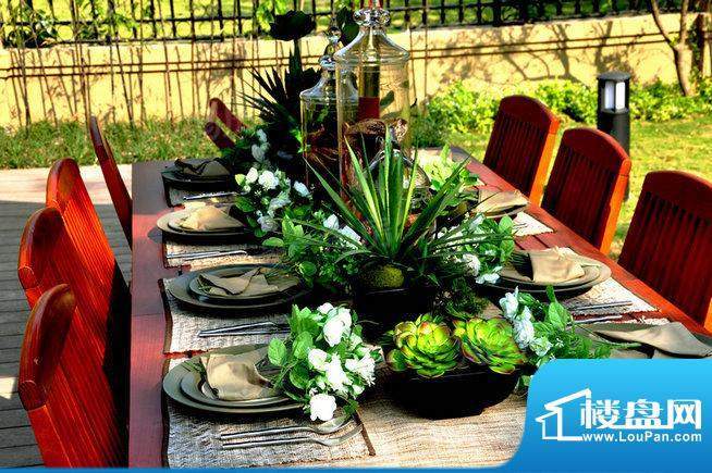 万科城六期琥珀郡配套图