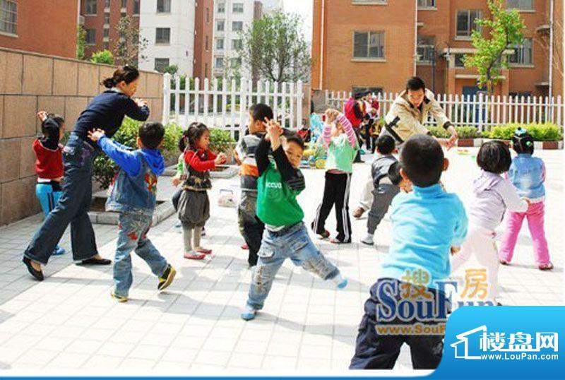 美达领世郡配套图