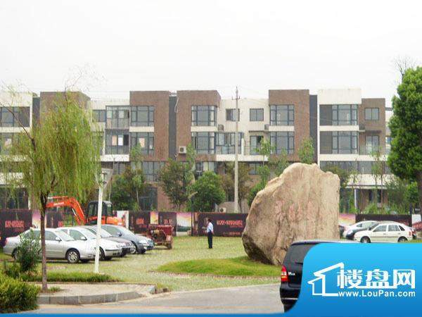 君临南山配套图