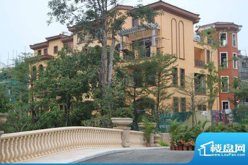 皇庭波西塔诺配套图