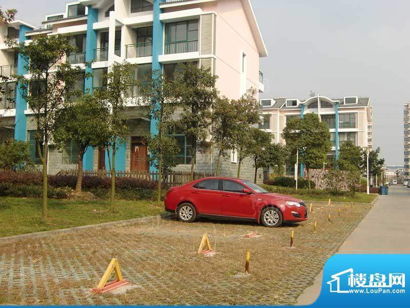 世纪名门配套图