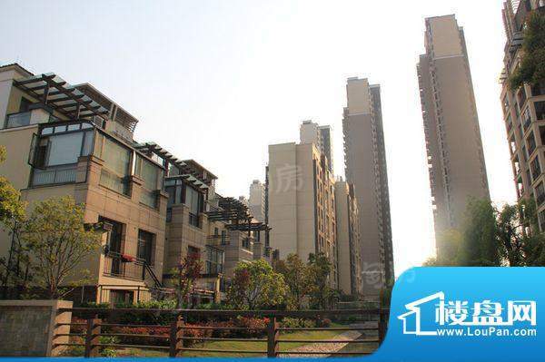 世茂香槟湖配套图