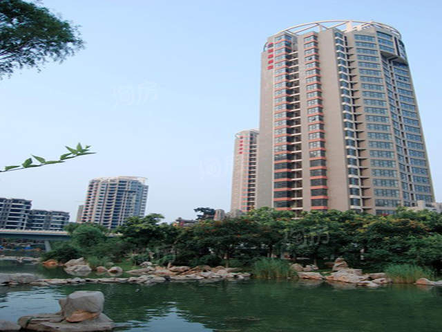 亚星江南小镇实景图