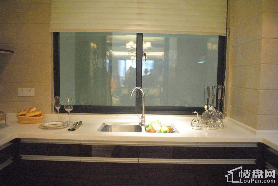 罗蒙环球城样板间