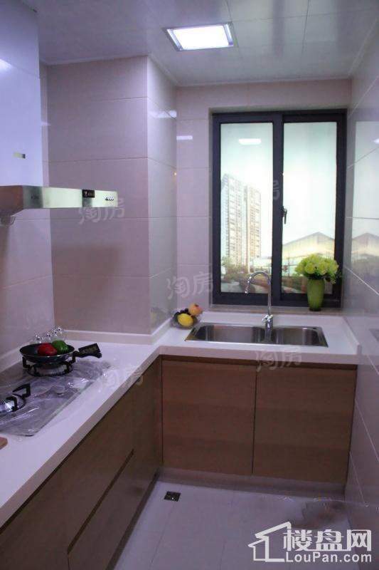 中河名庭商铺样板间