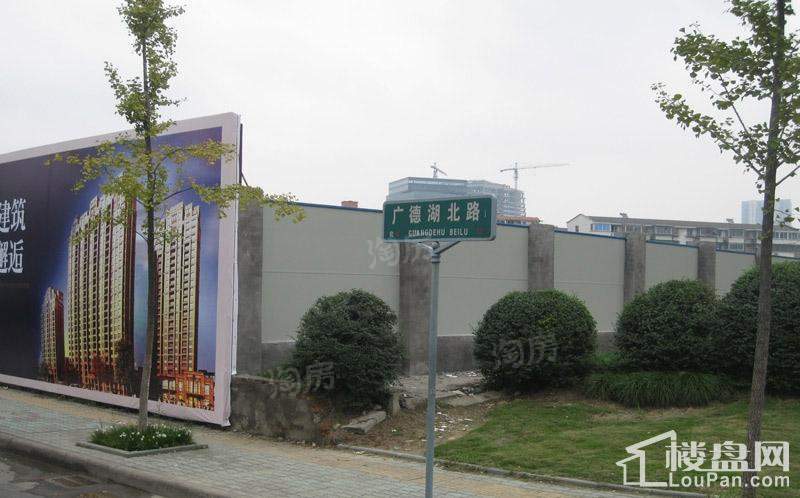 中基理想城商铺配套图