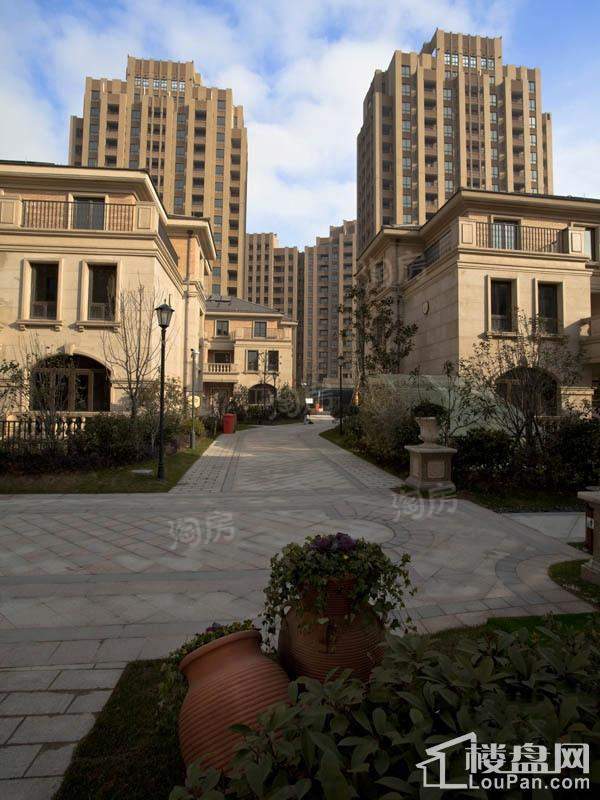 恒威君园和庄实景图