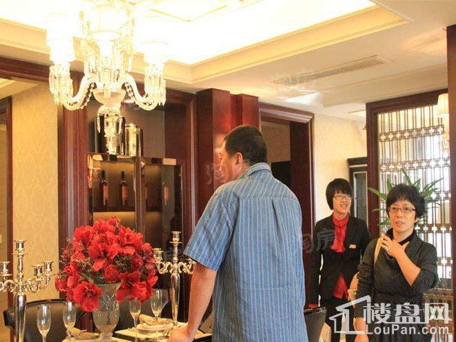 铭豪观樾实景图