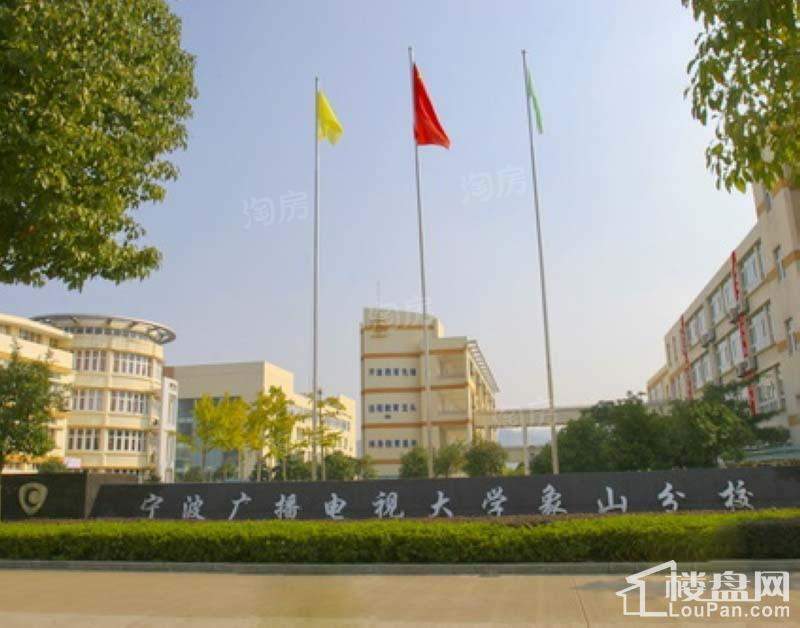 巨和苑配套图