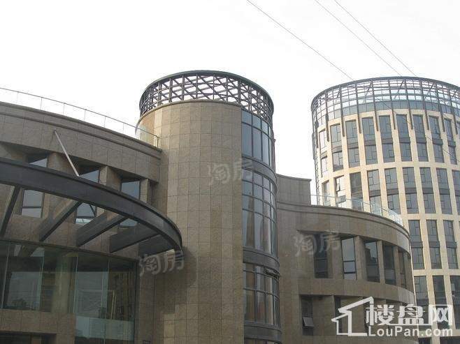 金色广场实景图