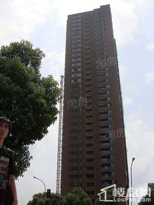 学府商业街实景图