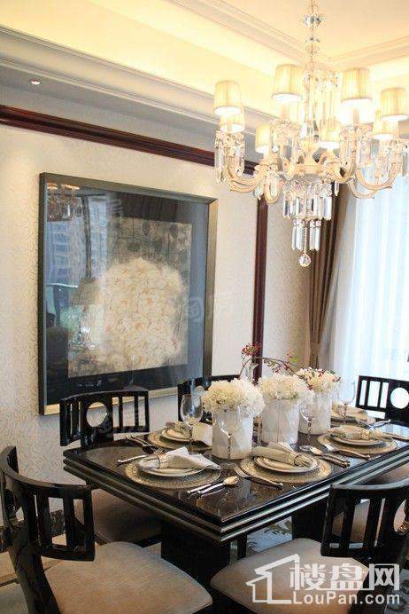 荣安心居样板间