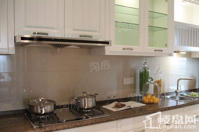 荣安心居样板间