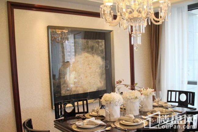 荣安心居样板间