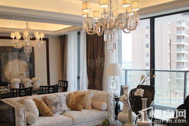 荣安心居样板间