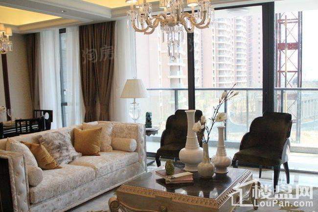 荣安心居样板间