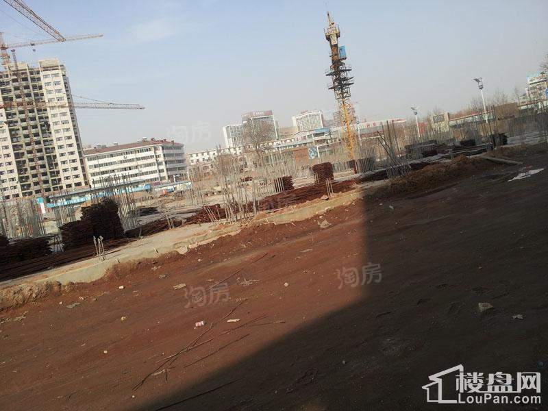 恒易宝莲金融中心实景图