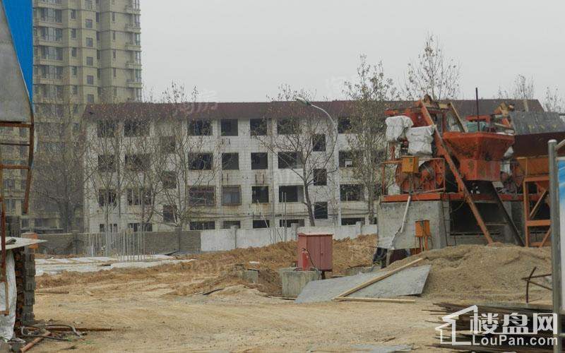 恒易宝莲金融中心实景图