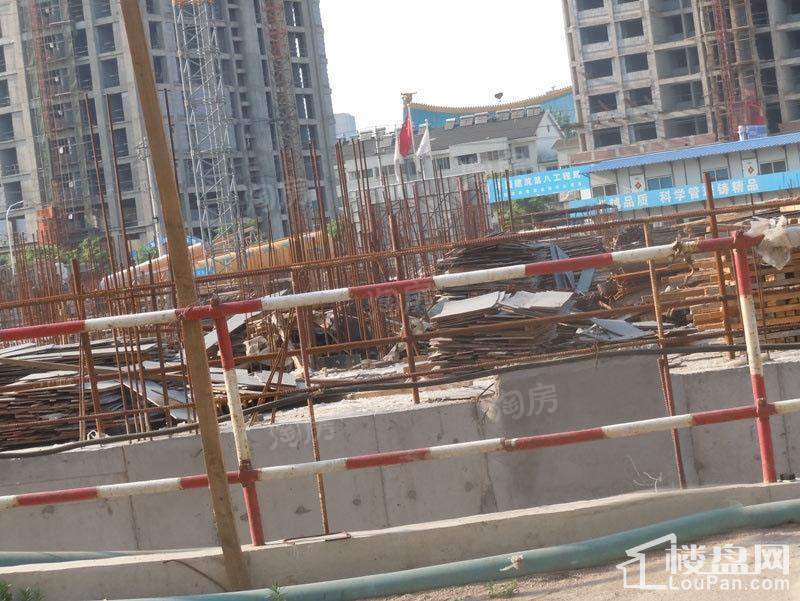 恒易宝莲金融中心实景图