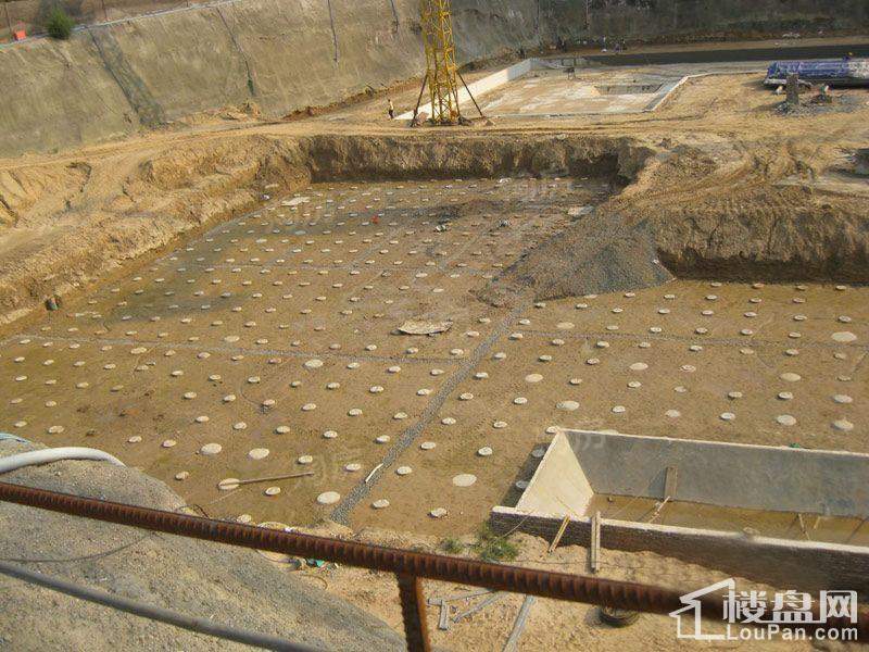 恒易宝莲金融中心实景图