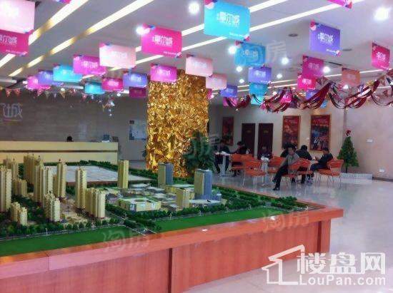 明发商业广场实景图
