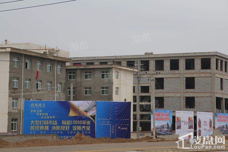 兰州新区综合市场实景图