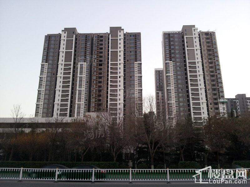中央生活城实景图