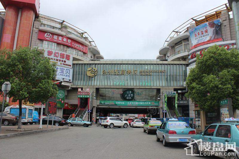 台州银泰城配套图