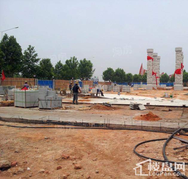 清明上河园实景图