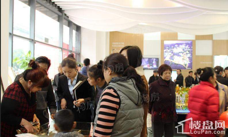 万科金御学府实景图