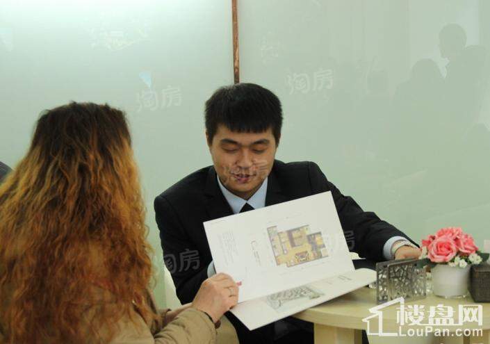 万科金御学府实景图