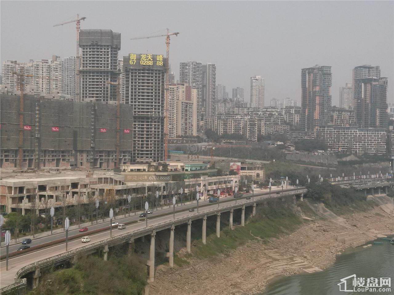 御龙天峰实景图