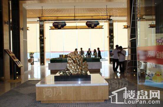 万科金御学府实景图