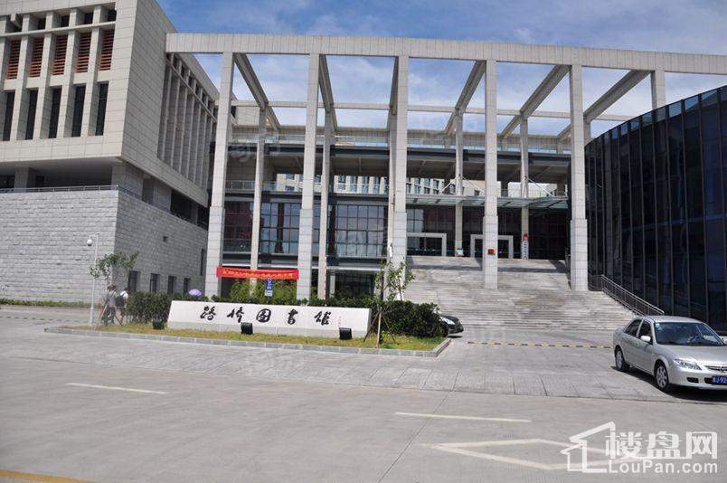 融创溪山宸院配套图